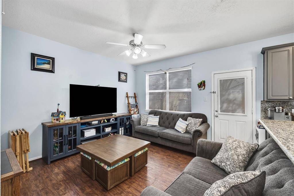 Dickinson, TX 77539,483 Folk Crest LN