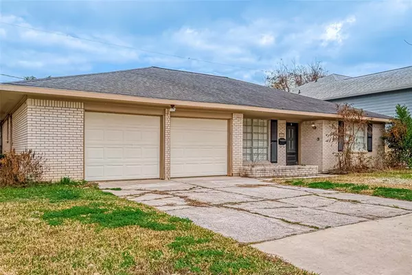 Bellaire, TX 77401,4506 Mimosa DR