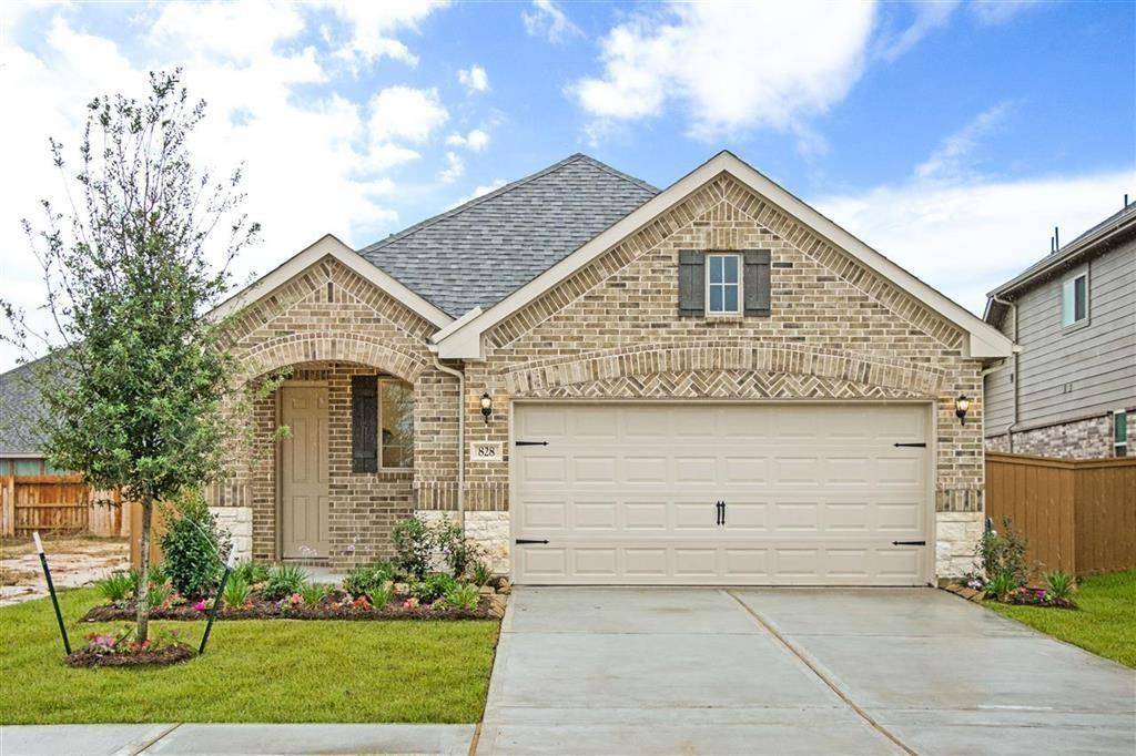 828 Laguna Green LN, Katy, TX 77493