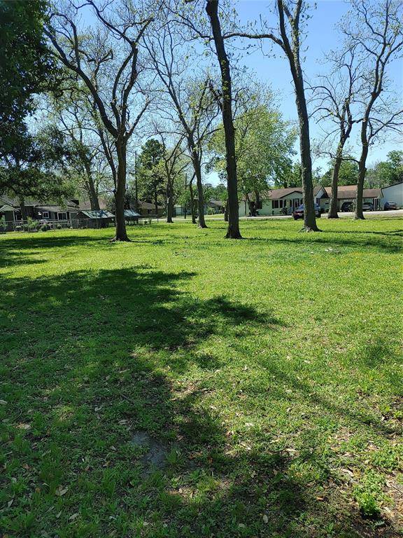 000 S Hackberry ST, Sweeny, TX 77480