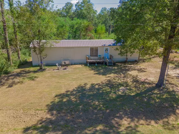 Livingston, TX 77351,290 Wisteria DR