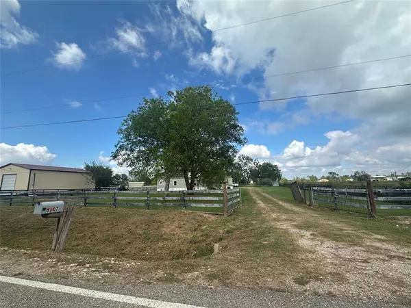 Rosharon, TX 77583,6707 County Road 511