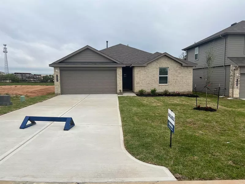 11933 Summer Oak TRL, Willis, TX 77318