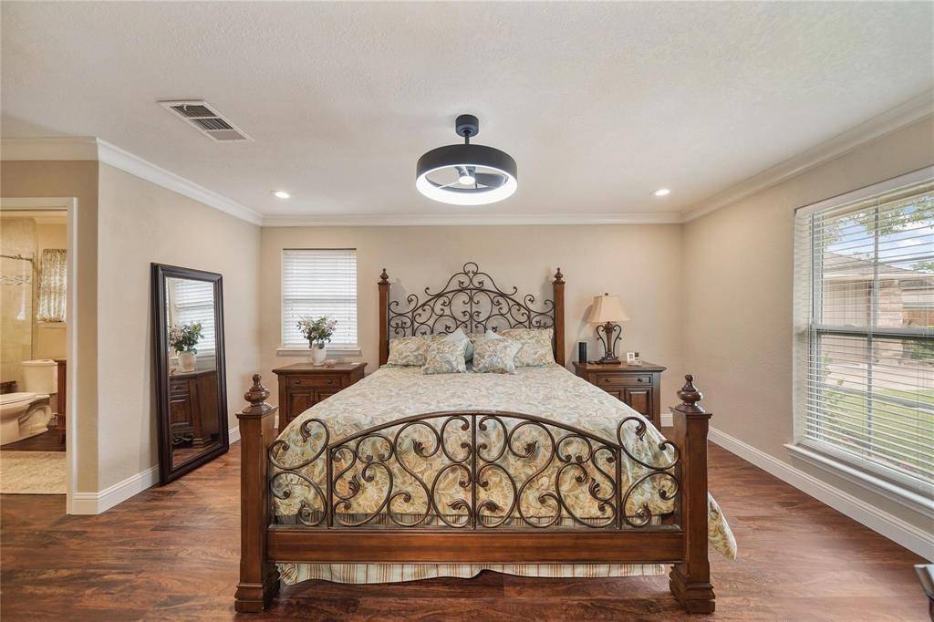 Richmond, TX 77406,2102 Richmond DR