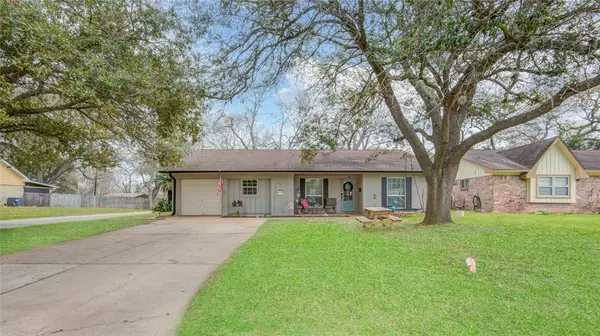 Clute, TX 77531,165 Cannon ST