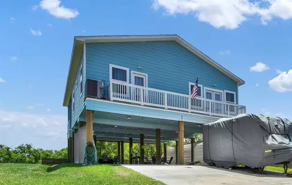 901 Hester ST, Seabrook, TX 77586