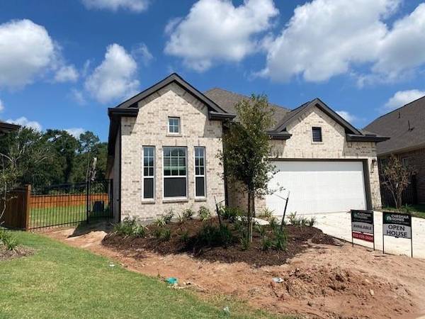 8228 Water Breeze LN, Magnolia, TX 77354