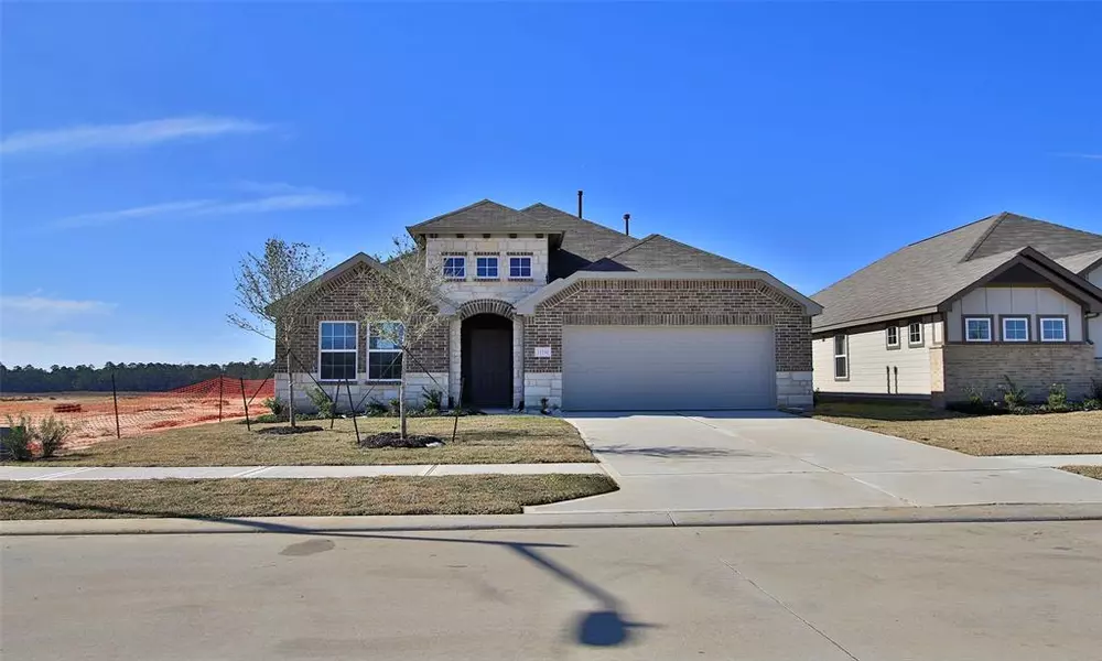 11790 Airspeed DR, Conroe, TX 77303