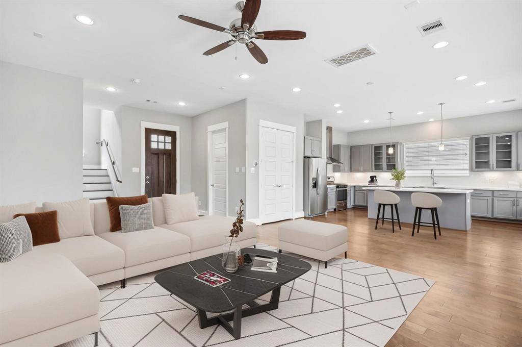 Houston, TX 77091,334 Yale Oaks LN