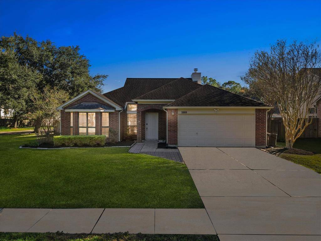 2009 Cutter DR,  League City,  TX 77573