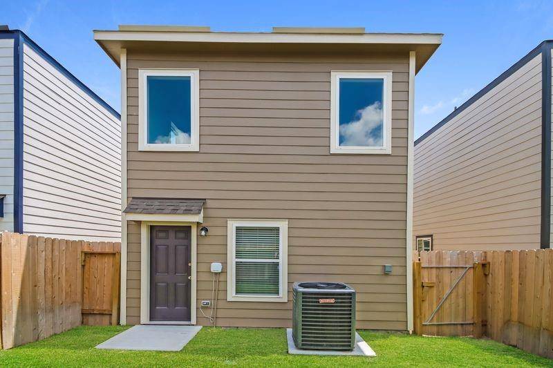 Houston, TX 77073,15333 Estrella East