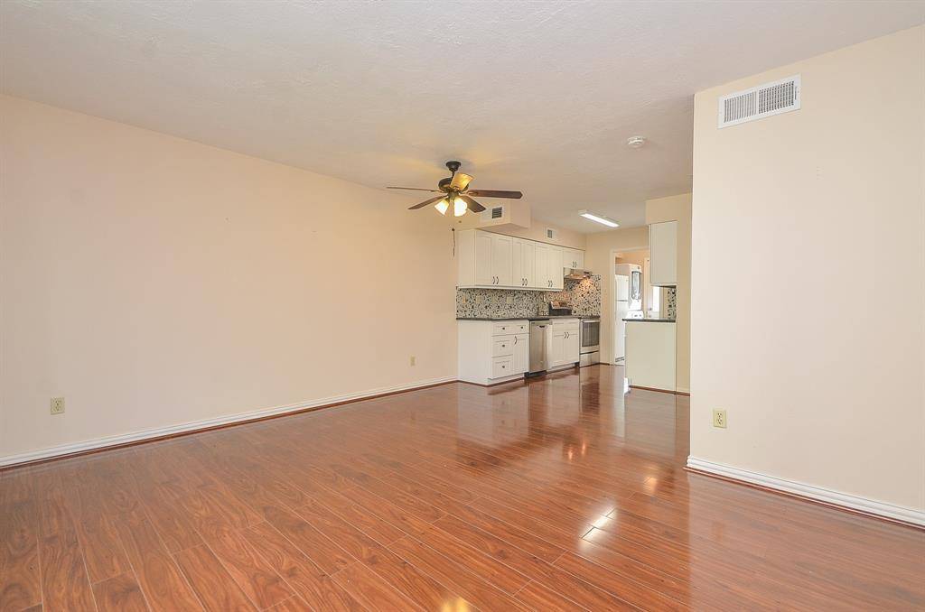 Houston, TX 77080,2209 Bauer DR #B