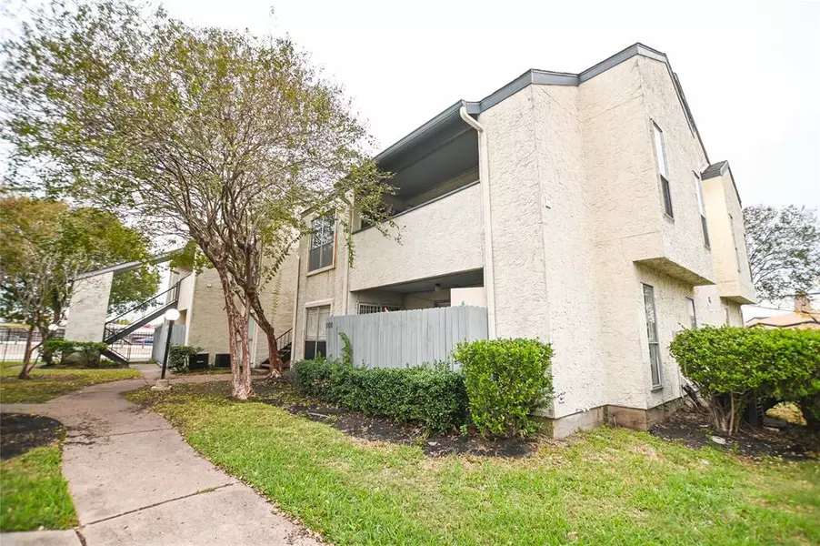 7313 Gulf FWY #1101, Houston, TX 77017