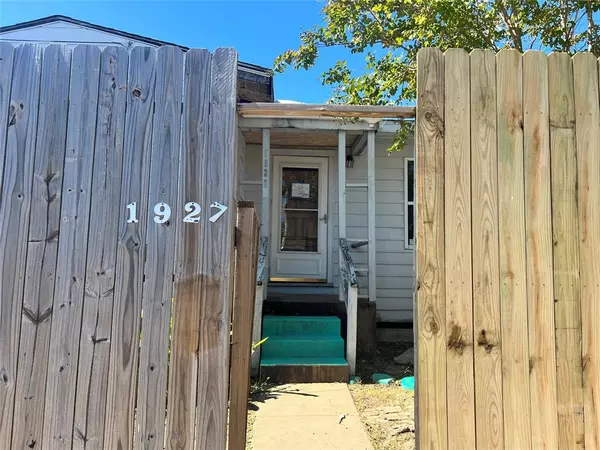 Galveston, TX 77551,1927 57th Street