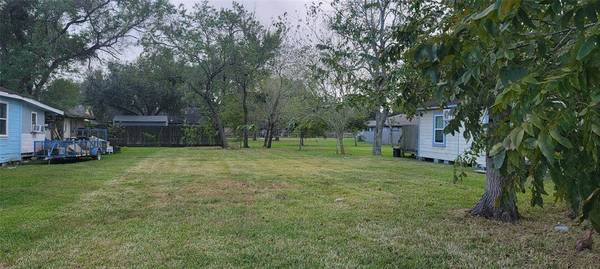 Dickinson, TX 77539,4812 35th ST