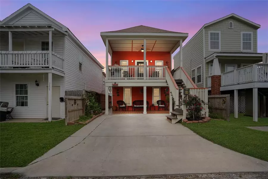 5118 Avenue M, Galveston, TX 77551