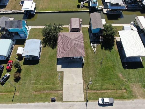 Crystal Beach, TX 77650,1120 & 1122 Prides LN