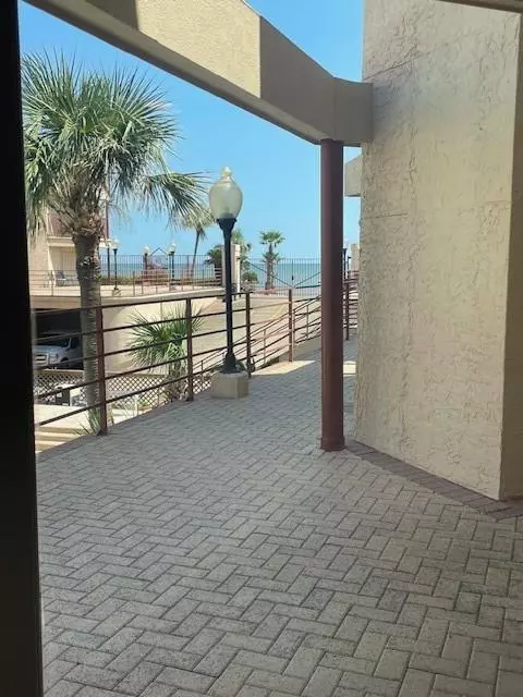 Galveston, TX 77551,7312 Seawall BLVD #106