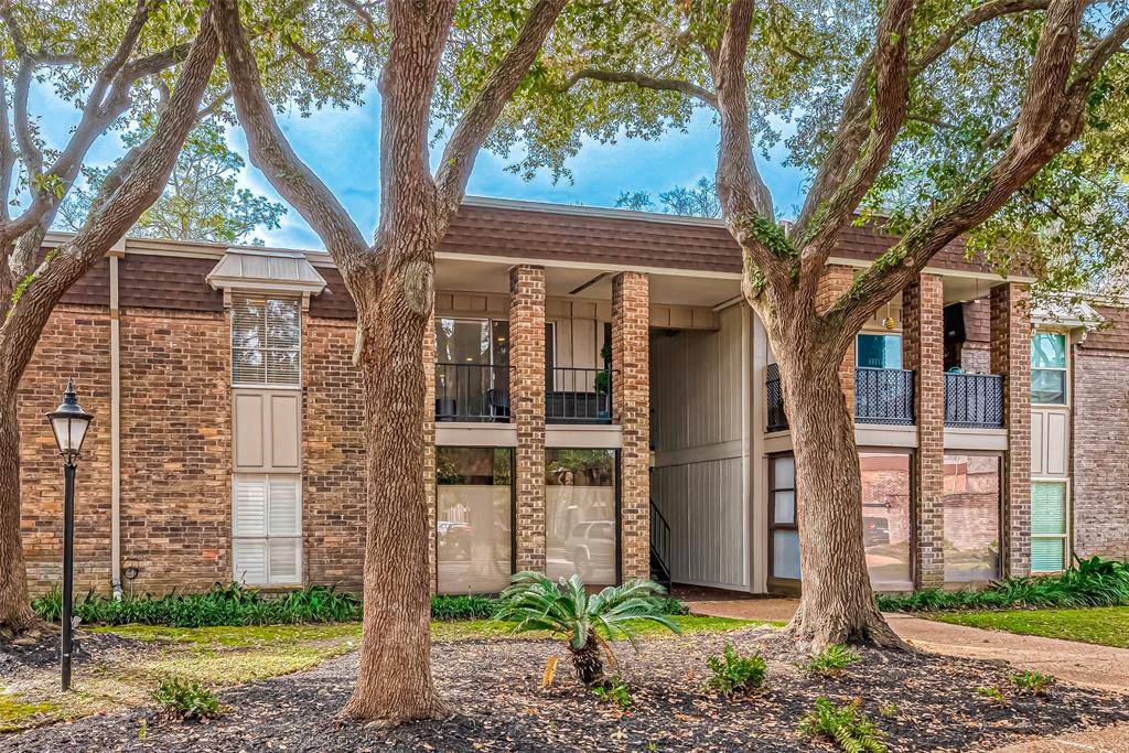 7555 Katy FWY #163, Houston, TX 77024