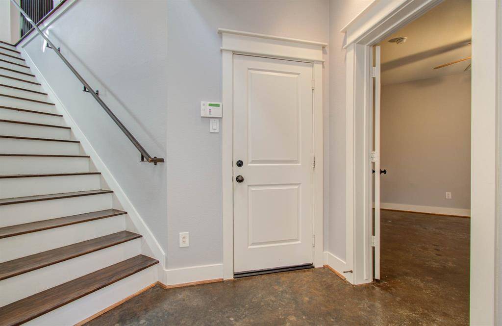 Houston, TX 77007,517 Fowler ST