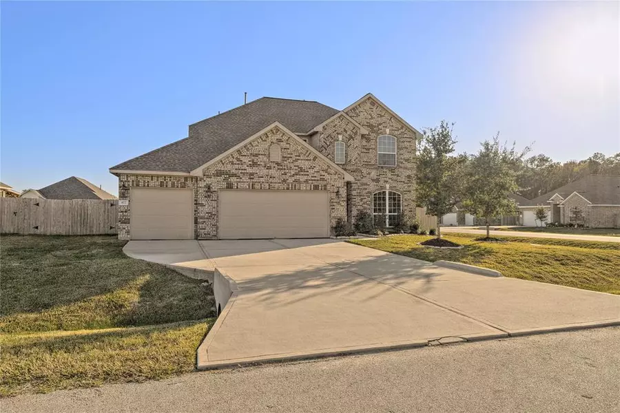 402 Seabiscuit BLVD, New Caney, TX 77357