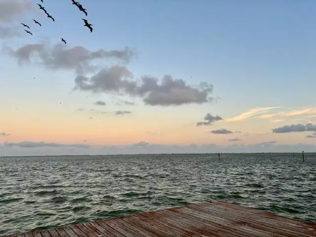 Tiki Island, TX 77554,130 Tamana DR