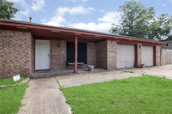 Pasadena, TX 77505,6403 Crestford LN