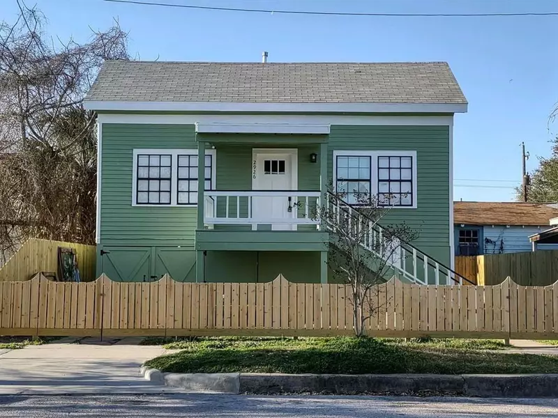 2926 Avenue M, Galveston, TX 77550