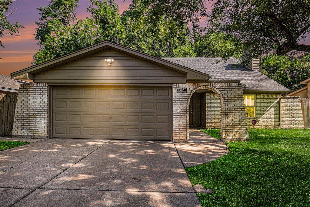 13750 Shirebrook DR, Sugar Land, TX 77498