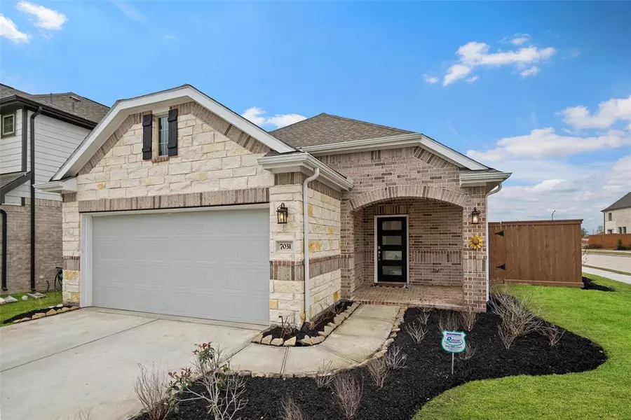 7031 Winterberry Glen LN, Katy, TX 77493