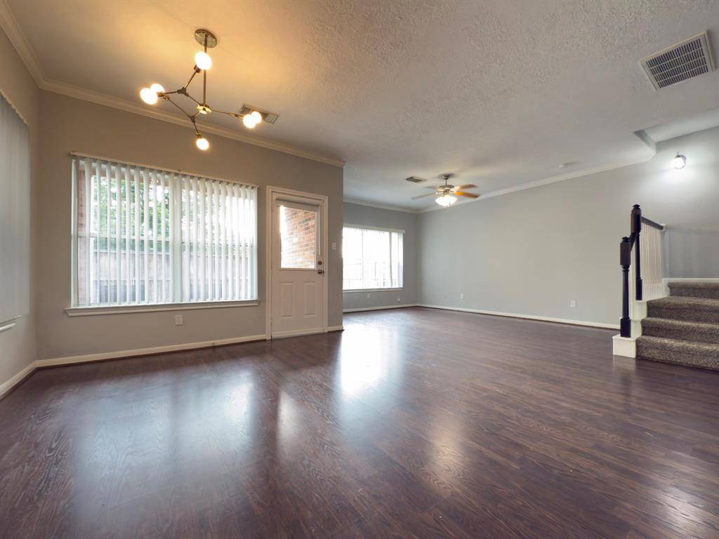 Houston, TX 77091,5227 Brinkman CT
