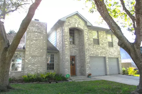 4435 Girl Scout LN, Friendswood, TX 77546