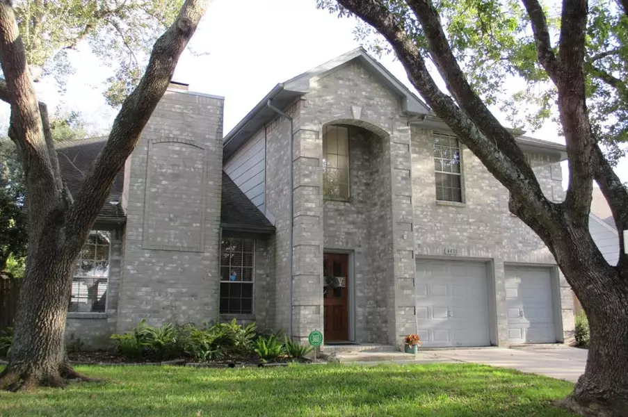 4435 Girl Scout LN, Friendswood, TX 77546