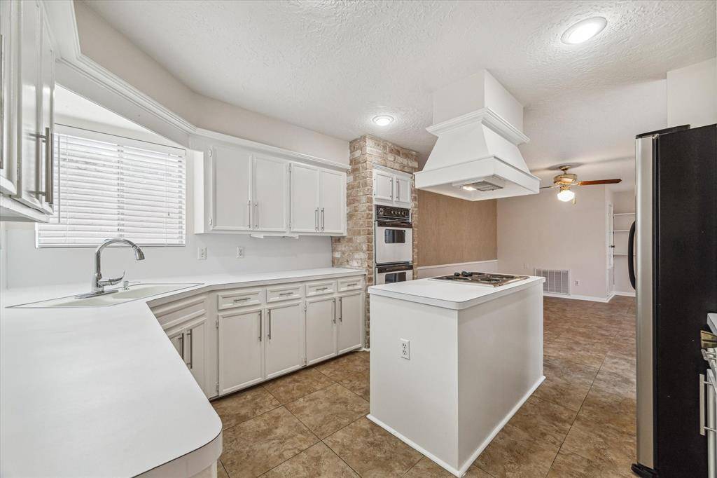 Houston, TX 77071,7806 Rollingbrook DR