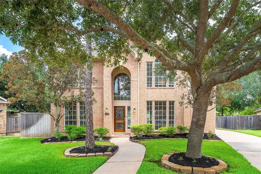 107 KNOLL FOREST DRIVE, Sugar Land, TX 77479