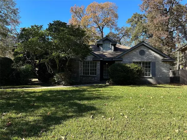 33 Thundercove PL, Spring, TX 77381