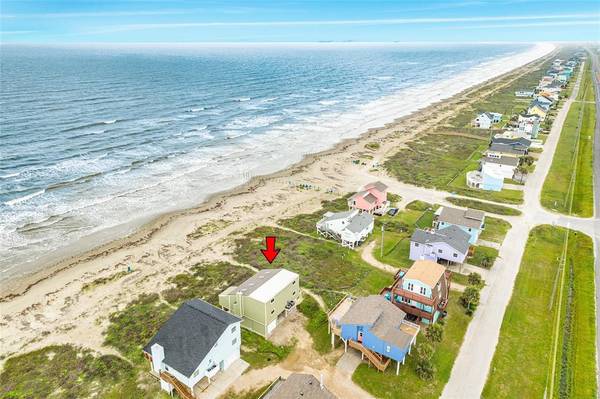 22410 Kennedy DR, Galveston, TX 77554