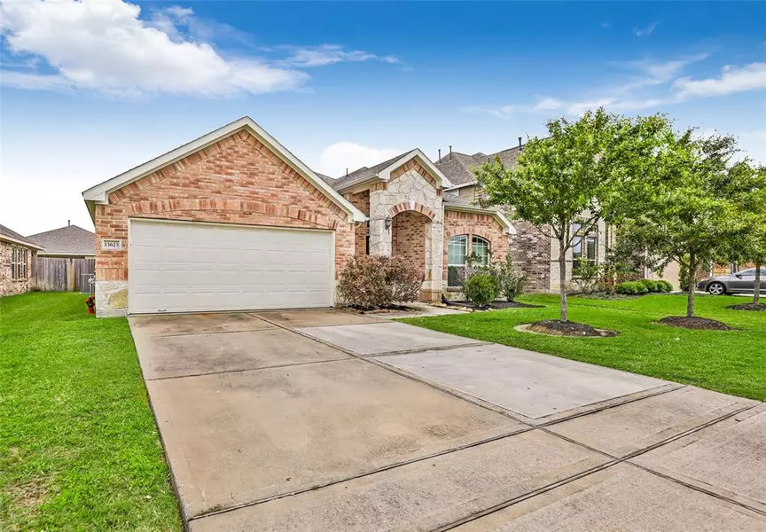 13623 Kodiak Brown Bear ST, Crosby, TX 77532