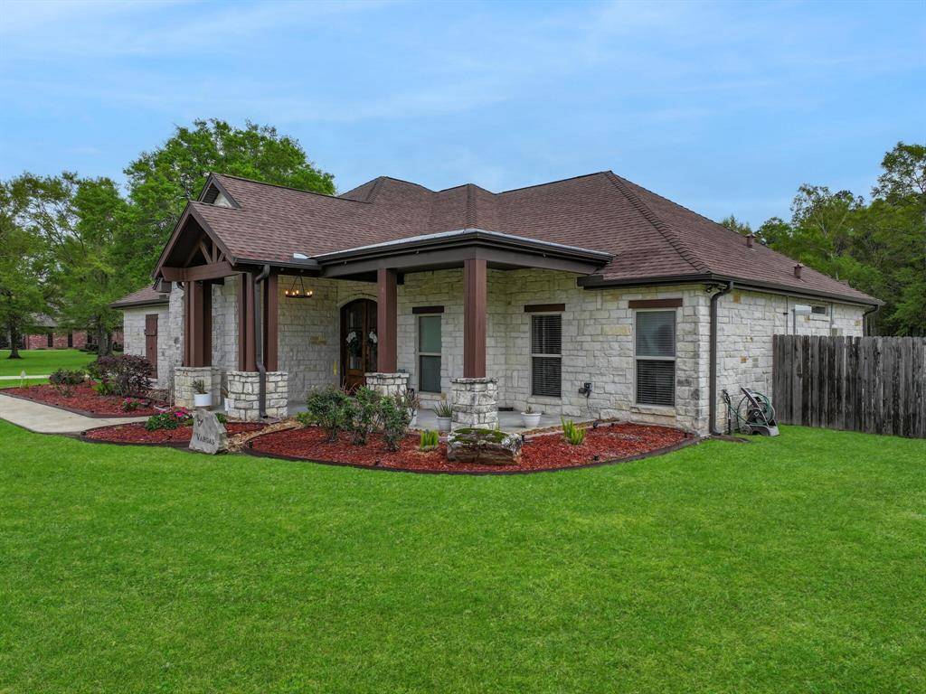 5450 Polar RD, Orange, TX 77632