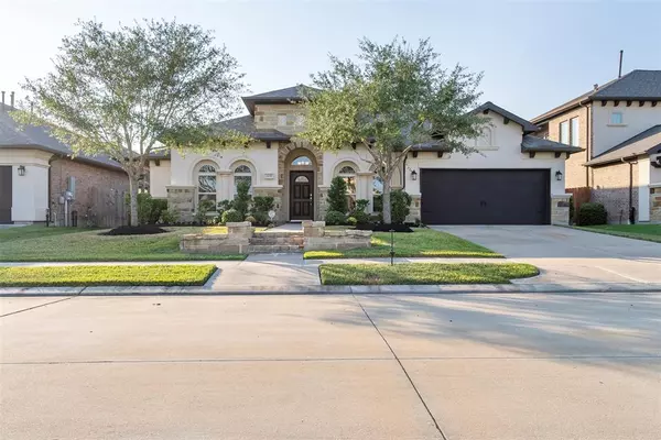 828 Sage Way LN, Friendswood, TX 77546