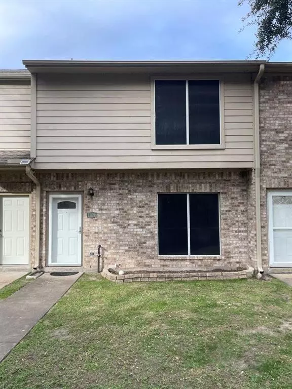 1029 Birnham Woods BLVD, Pasadena, TX 77503