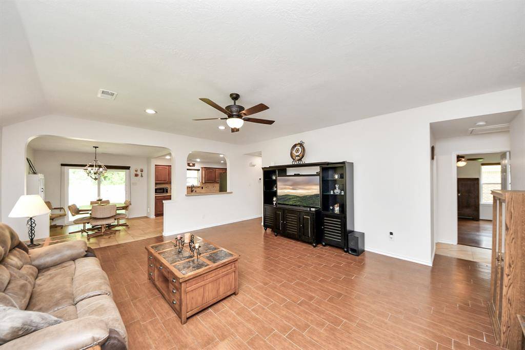 Rosenberg, TX 77471,1806 Manor CIR