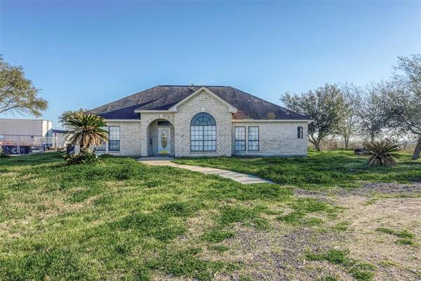 618 Highway 36 BYP, Rosenberg, TX 77471