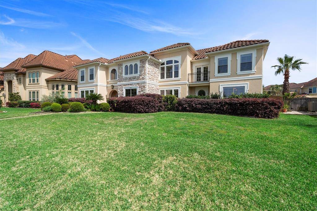 9611 Martha Springs DR, Houston, TX 77070