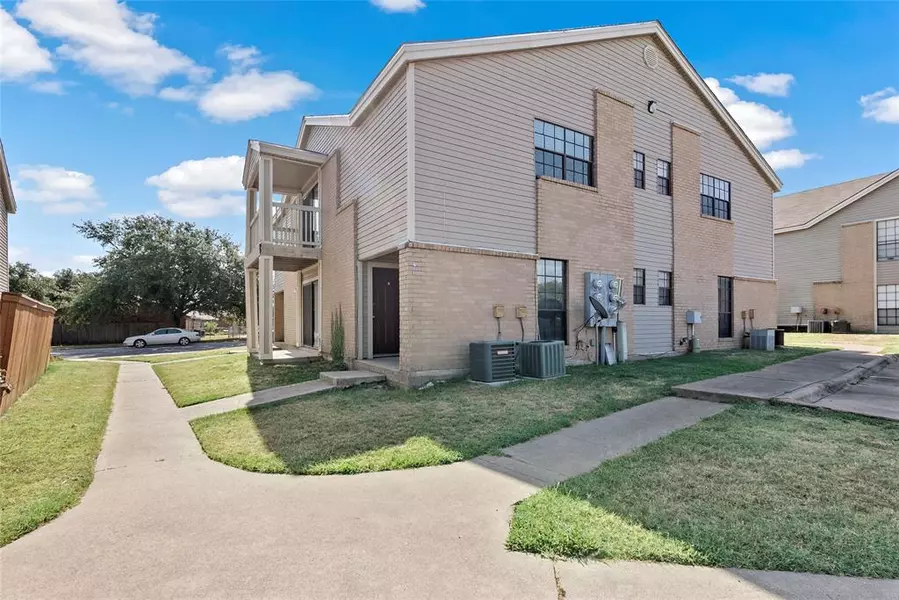 1112 Autumn CIR #A-D, College Station, TX 77840