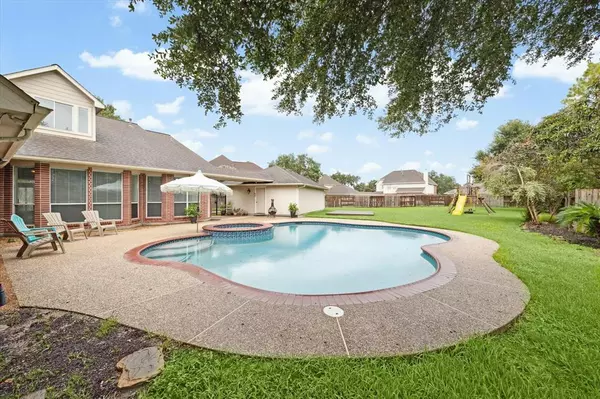 Friendswood, TX 77546,2827 Love CT