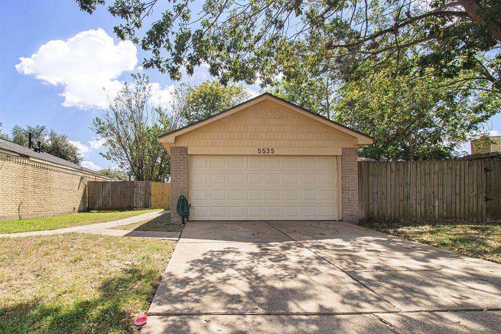 Houston, TX 77053,5535 Gineridge DR