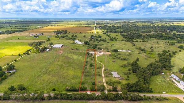 40929 Holik RD, Hempstead, TX 77445