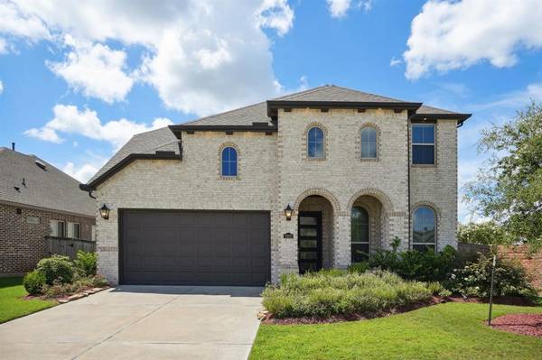 2002 Hays Ranch DR, Richmond, TX 77469