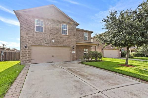 5123 Oakbriar LN, Rosenberg, TX 77469